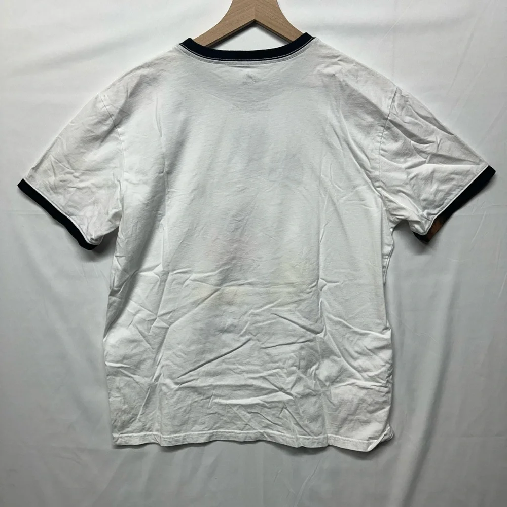 Disneyland Mickey Mouse T-Shirt Men’s Medium White Black Disney Graphic Tee